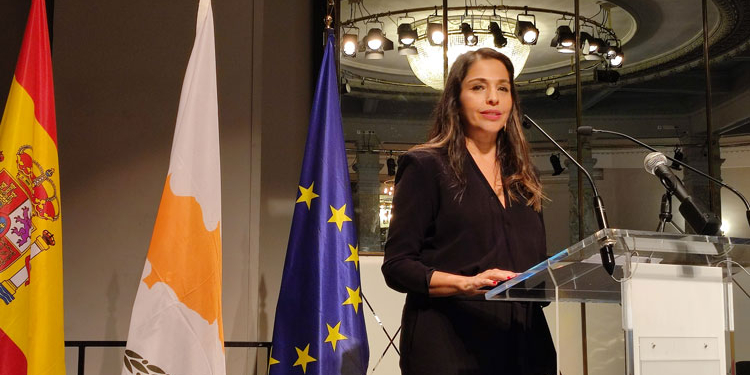 La Embajada de Chipre inaugura la exposición ‘Ella-Chipre en Femenino’