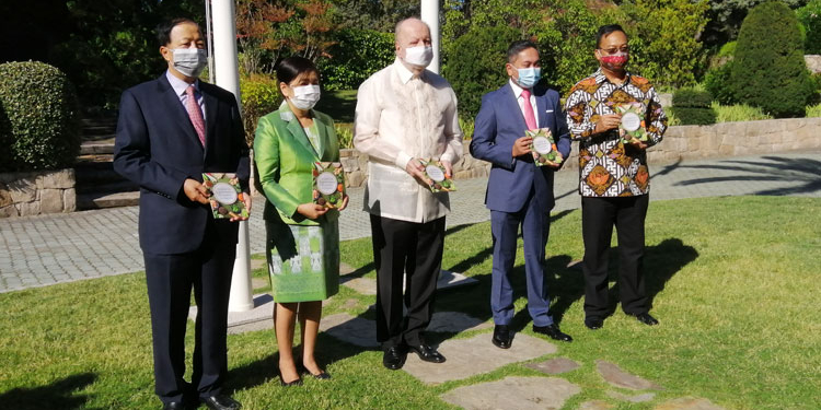 ASEAN celebra su 54º Aniversario en la Embajada de Tailandia