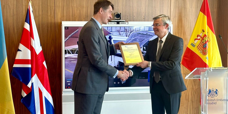 Gala solidaria con Ucrania organizada junto con la Embajada británica