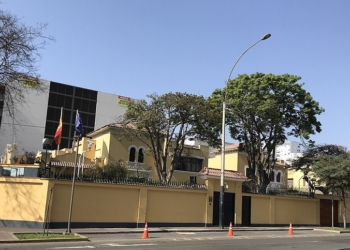 El Gobierno paraliza el nombramiento de embajadores a causa de las elecciones