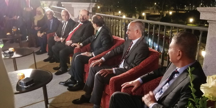 El Emir Bin Muhammad Al Qasimi presenta los 4 libros de sus memorias