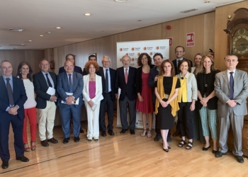 Irene Lozano invita al mundo de la cultura a apoyar la reputación de España