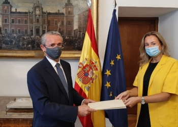 El nuevo embajador de Eslovenia en España presenta sus Copias de Estilo