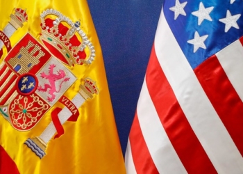 Robles aborda con Austin la coordinación del apoyo militar a Ucrania