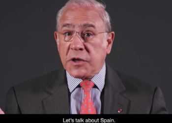 José Ángel Gurría, secretario general de la OCDE, abre el vídeo.