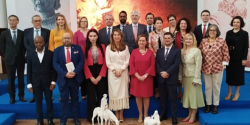 La XVI Lectura de El Quijote en Esquivias reúne a gran número de diplomáticos