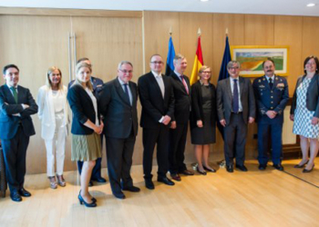 España y Estonia piden una sola voz de la Unión Europea ante Rusia