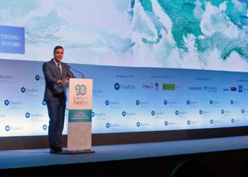 El presidente del Gobierno, ayer, durante su intervención en Exceltur./ Foto: Pool Moncloa / JM Cuadrado