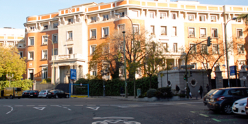 Los sindicatos piden a Margallo que la nueva sede de Exteriores tenga cafetería y comedor