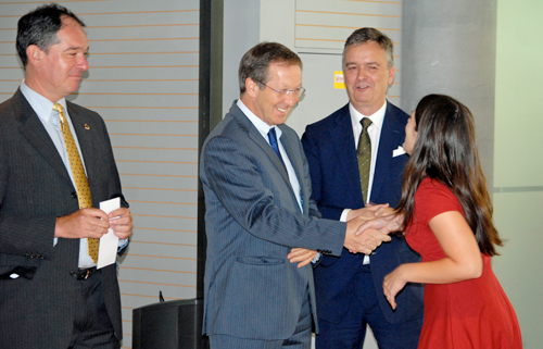 Los embajadores de Bélgica y Holanda en la fiesta de la Comunidad Flamenca