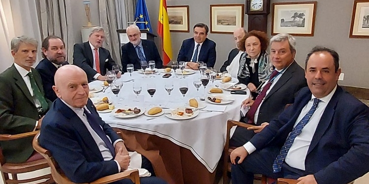 El vicepresidente de la Comisión Europea, Margaritis Schinás, recibe el XVII Premio Otto de Habsburgo