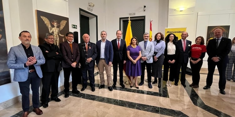 Inaugurada la exposición de arte moderno ecuatoriano Feminitas en el Museo de América