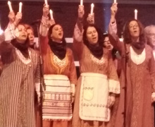 Numeroso público en La Navideña Feria Internacional de las Culturas