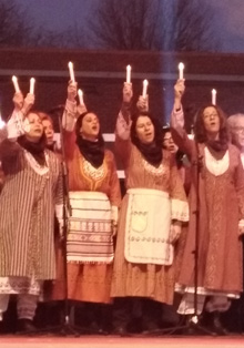 Numeroso público en La Navideña Feria Internacional de las Culturas