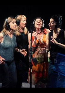 Gira por España de la música de tango del cuarteto Flores Negras