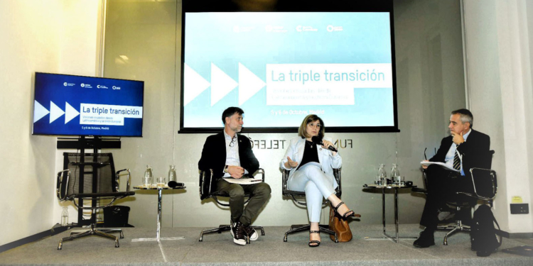 Comienza el seminario “La triple transición: Visiones cruzadas desde Latinoamérica y la UE” 