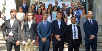 Entregadas en la Embajada de Francia 17 becas de excelencia ‘AVENIR’
