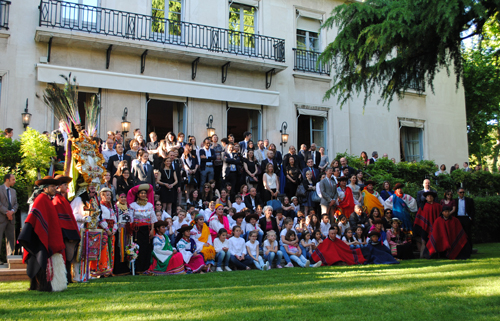 Más de 7.000 euros en la velada solidaria de la Embajada francesa con Ecuador