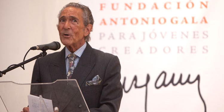 CIHAR concede su Medalla de Diamante al escritor Antonio Gala