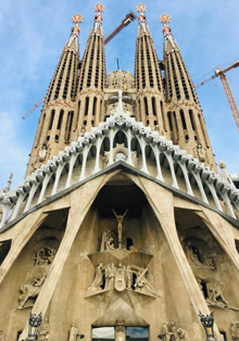 CentroCentro expone lo más importante de la obra arquitectónica de Gaudí