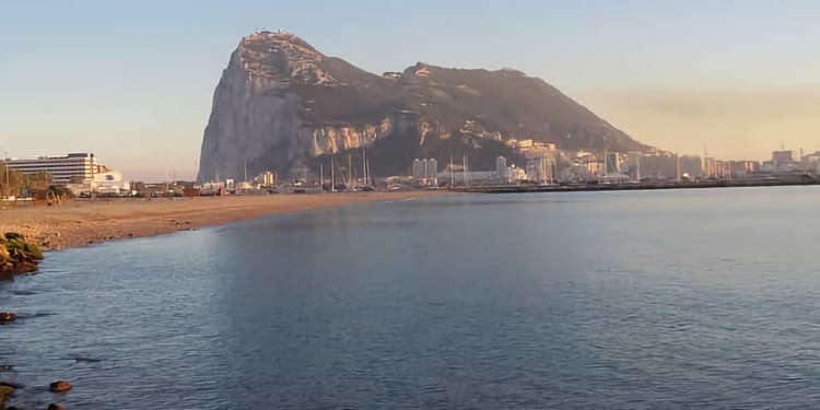 Madrid y Londres preparan la próxima ronda negociadora con la UE sobre Gibraltar