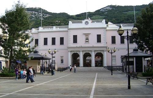 Gibraltar modificará su Constitución para dejar de ser «territorio no autónomo»