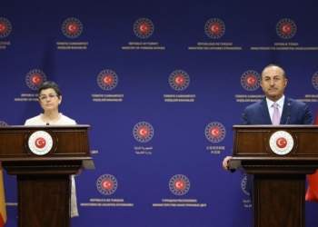 González Laya y Çavuşoğlu discrepan abiertamente sobre Santa Sofía, fronteras y Libia