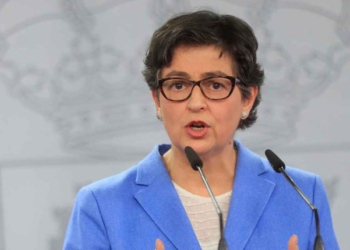 González Laya promete ayudas para mantener las exportaciones al Reino Unido