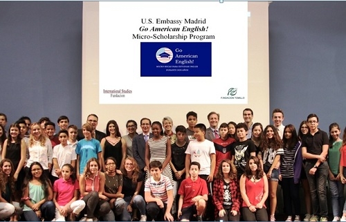 La Embajada de EEUU ofrece micro-becas para estudiar inglés durante dos años