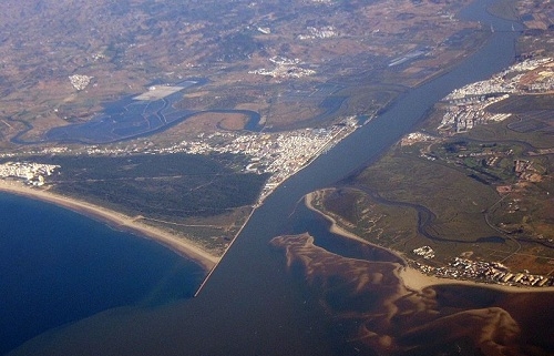 El Gobierno delimita con Portugal las desembocaduras del Miño y Guadiana
