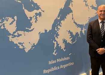 «El Brexit beneficia a Argentina porque Malvinas ya no es territorio de ultramar de la UE»