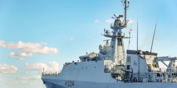 Un buque de guerra de la Royal Navy llega a Gibraltar, donde tendrá su base permanente