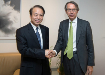 La agencia española EFE y la china Xinhua acuerdan una colaboración más profunda