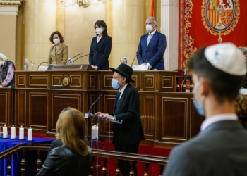 Carmen Calvo en el Día del Holocausto: “El olvido es un delito contra las víctimas”