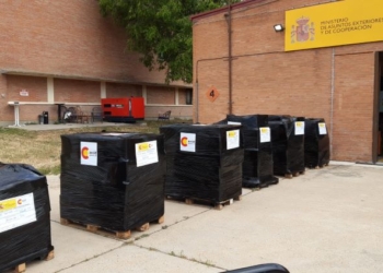 España envía material médico a Honduras tras el incendio del hospital público de Roatán