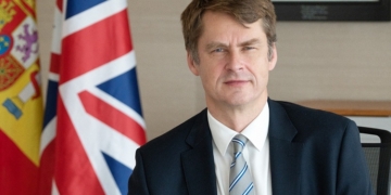 Raab apartó en 2020 al embajador británico en España de la negociación sobre Gibraltar, según el ‘Telegraph’