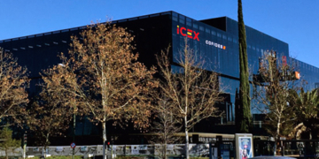 La huelga en el servicio exterior español registra un seguimiento del 80%