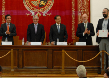 La Fundación ICO entrega sus Becas Chinas en la Escuela Diplomática