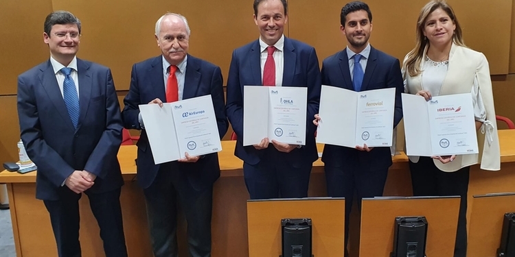 El 70% de los jóvenes universitarios de Colombia confía en las empresas españolas