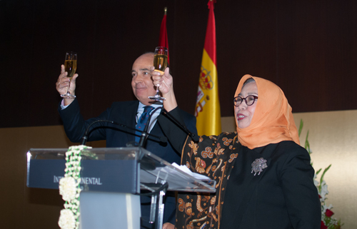 España se compromete a trabajar con Indonesia en su desarrollo turístico