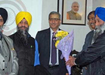 El nuevo embajador de la India anuncia programas sociales para residentes en España