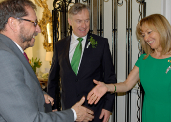 El Embajador de Irlanda abre su residencia para celebrar el Día de San Patricio