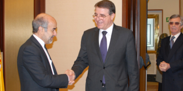 Recepción de la Embajada de Irán para conmemorar el 38º aniversario de la Revolución