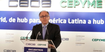 El presidente de Iberia, durante su intervención.