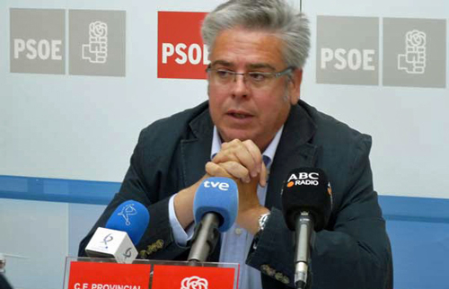 El PSOE, único grupo que cambia a su portavoz en la Comisión de Exteriores