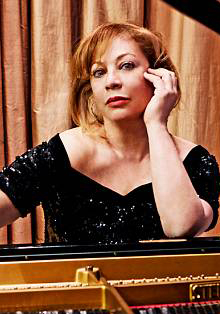 Concierto de piano de Iliana Morales en el Día de la Cultura Nacional de Cuba