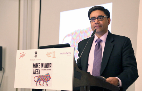 India ofrece su estabilidad como atractivo para invertir en el país