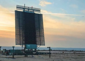 El radar de Indra supera las pruebas de la OTAN para la detección de misiles balísticos