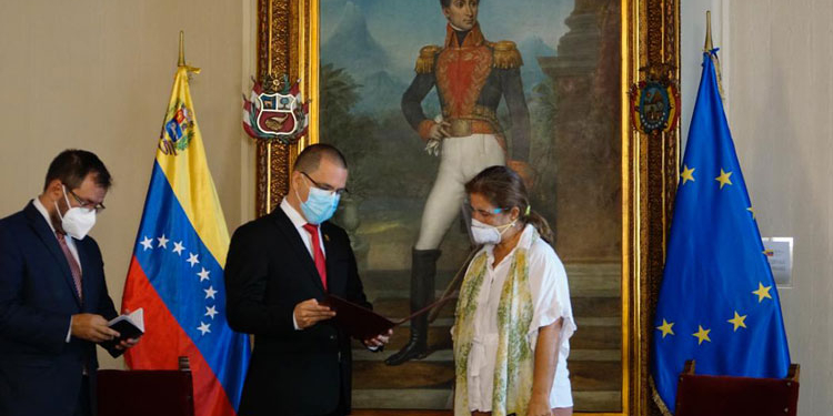 Venezuela expulsa a la embajadora de la UE, en respuesta a las sanciones comunitarias