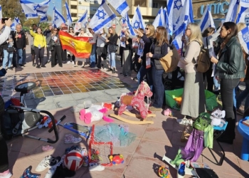 Madres israelíes piden a UNICEF traer de vuelta a los niños secuestrados por Hamás